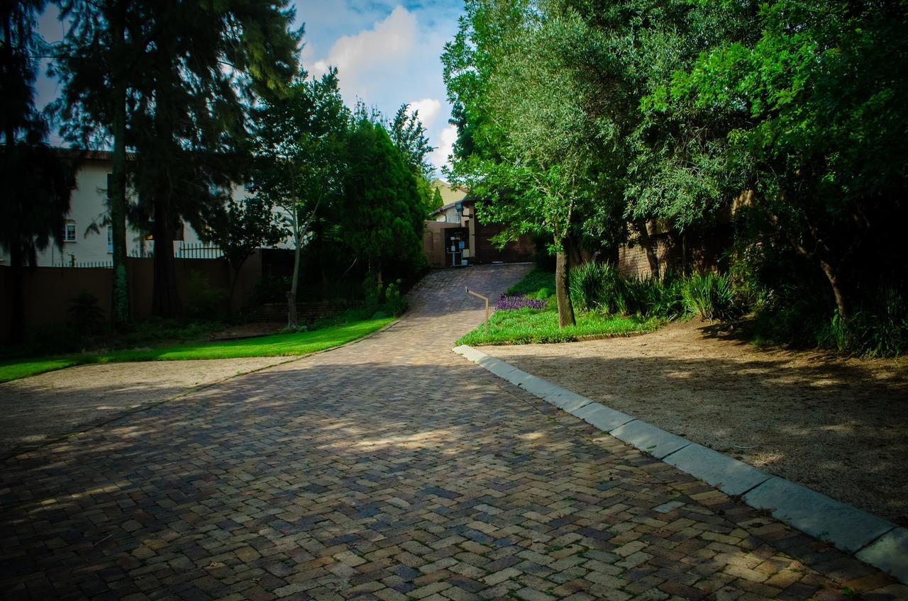 The Rivonia River Lodge Johannesburg Exterior foto